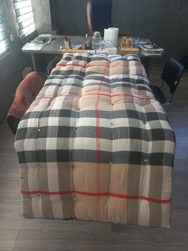 Matras Juda Sifatli Uzuni 2 Metir Eni 90 Santimetir Yangi Tikilgan ... Matras Juda Sifatli Uzuni 2 Metir Eni 90 Santimetir Yangi Tikilgan ...
