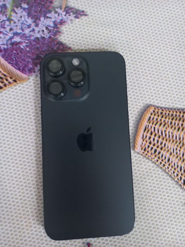 Продается телефон Iphone 15 pro max