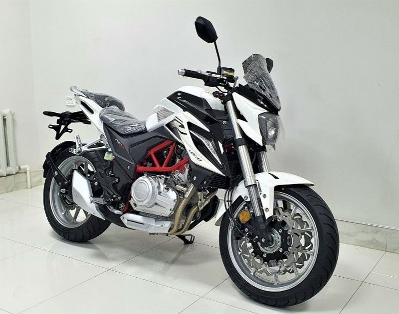 Lifan Kp 350 streetbike Lifan Kp 350 streetbike
