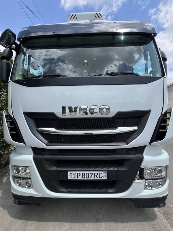 IVECO NP460 + KRONE прицеп Сотилади IVECO NP460 + KRONE прицеп Сотилади