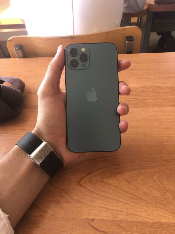 Iphone 12pro LLA