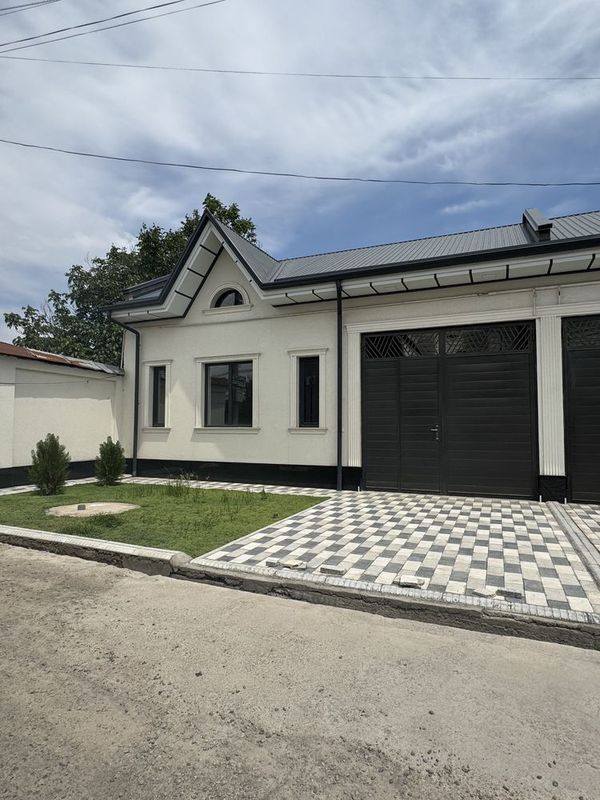 Uchkaxramon 2.8-sotok. 5-xona. EVRO. Zelyoniy zonalari bilan. Z Uchkaxramon 2.8-sotok. 5-xona. EVRO. Zelyoniy zonalari bilan. Z