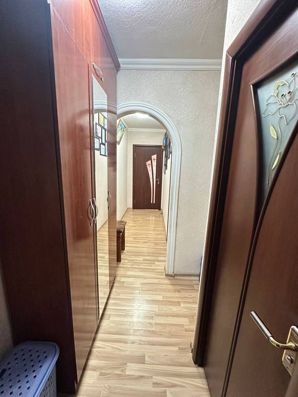 ПРОДАЕТСЯ 2 КОМНАТНАЯ КВАРТИРА НА 4 ЭТАЖЕ ПРОДАЕТСЯ 2 КОМНАТНАЯ КВАРТИРА НА 4 ЭТАЖЕ