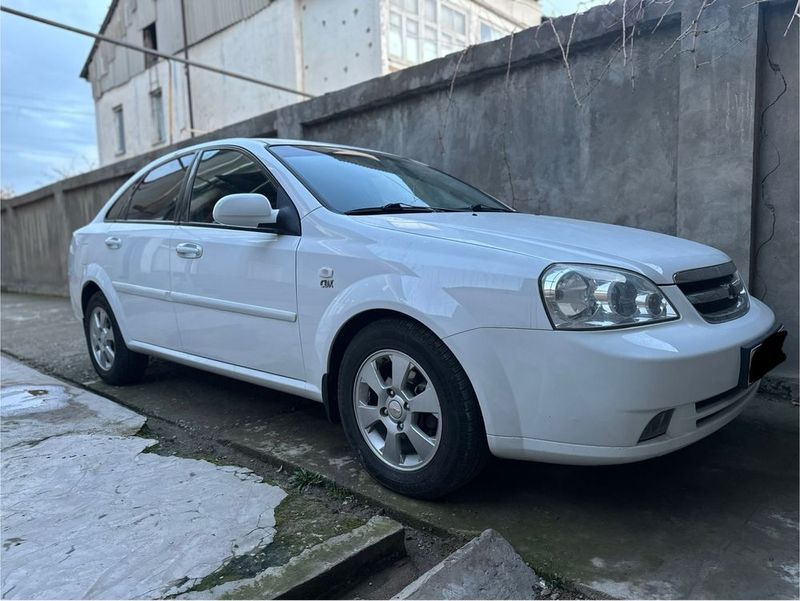 Chevrolet lacetti 2012