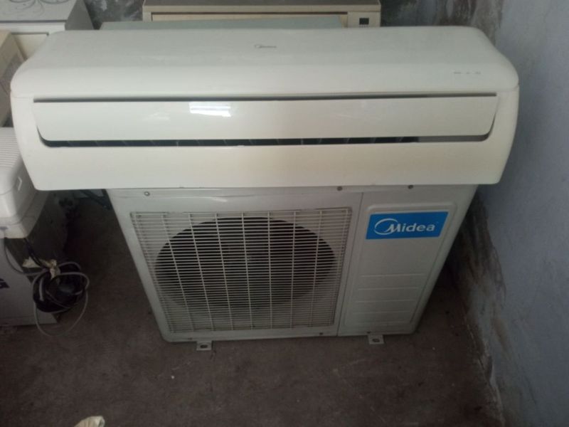 Продаю зима лето кондиционер Midea 18 Продаю зима лето кондиционер Midea 18