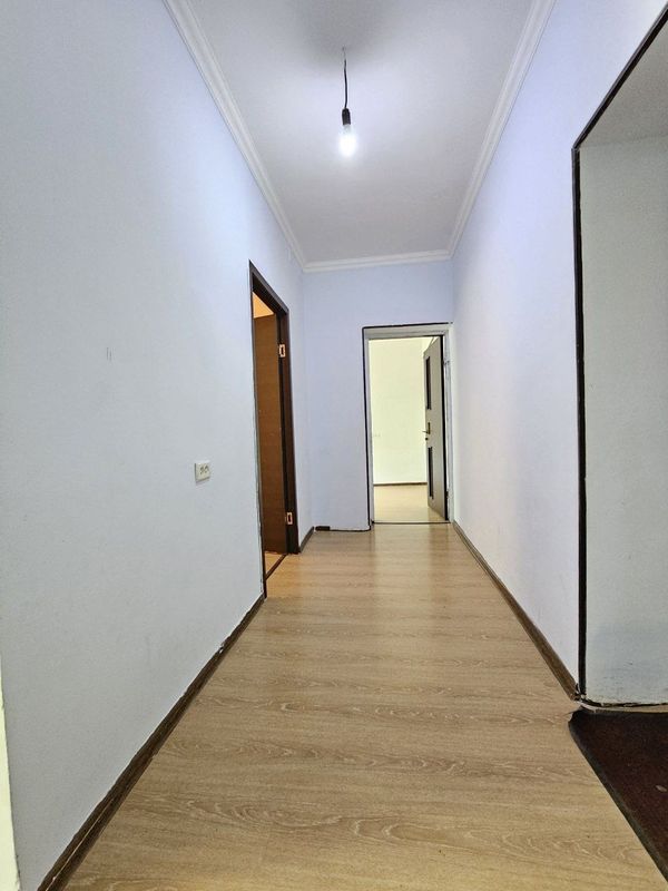 Продаётся квартира Сергели 5а 2/1/7. Вдоль дороги Продаётся квартира Сергели 5а 2/1/7. Вдоль дороги