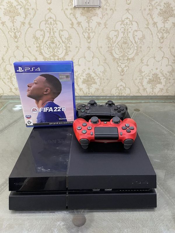 Ps4 pro 2sim ….. Ps4 pro 2sim …..