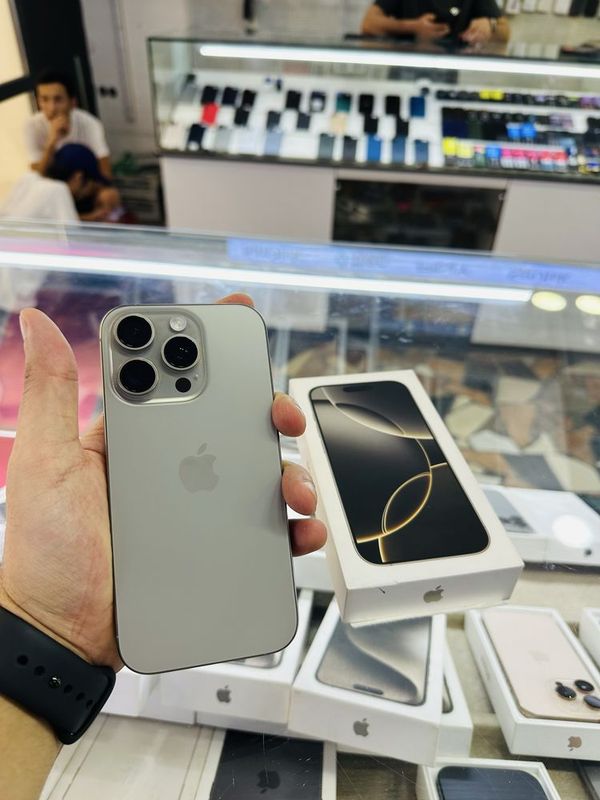 iPhone 16 Pro 256 gb natural 11 sikl iPhone 16 Pro 256 gb natural 11 sikl