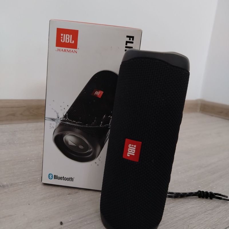 Продается Колонка JBL FLIP 5 Продается Колонка JBL FLIP 5