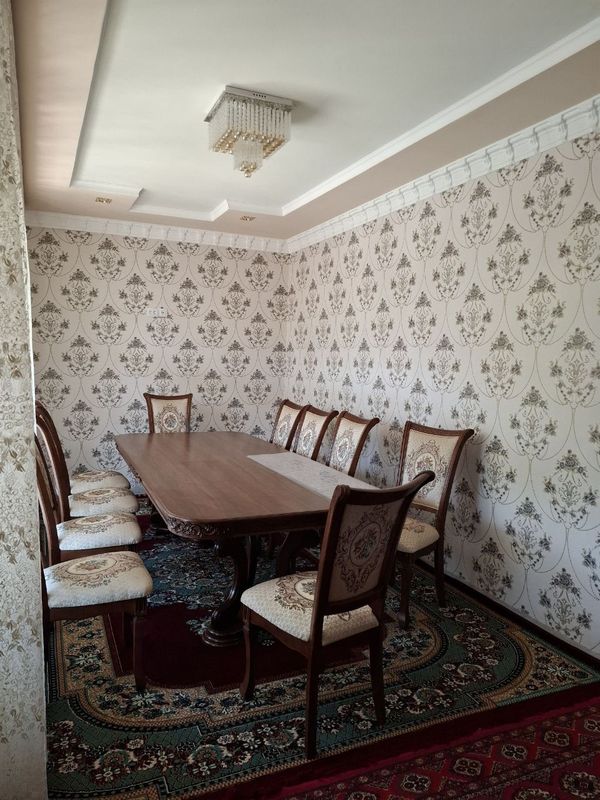 Ховли сотилади. 7.5 сотих 10 та хона бор
