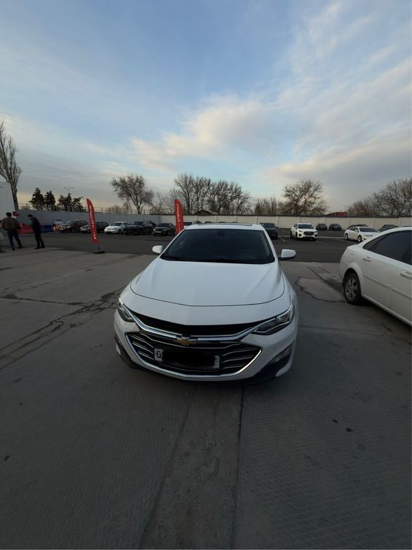 Malibu 2 Premier 2021г, 90.500 пробег. Белая. Тоза. СРОЧНО