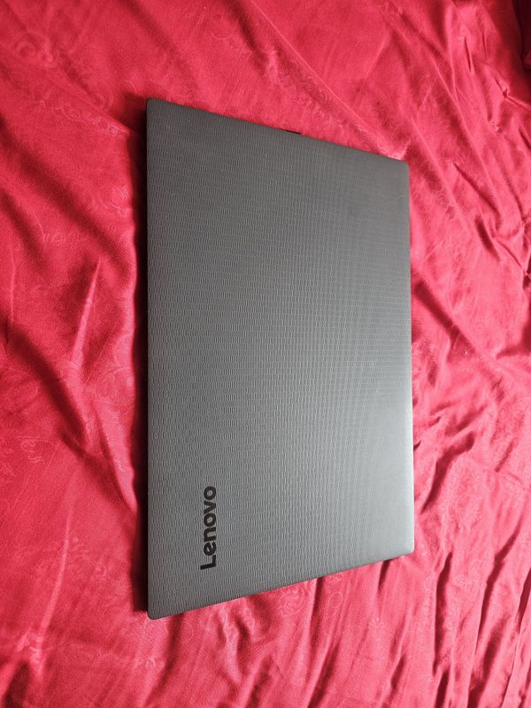 Lenovo v130-15IKB