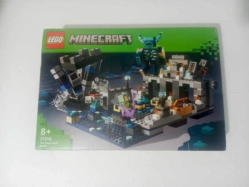 LEGO «Minecraft» - 21246 "The Deep Dark Battle" LEGO «Minecraft» - 21246 "The Deep Dark Battle"