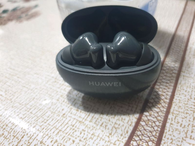Наушники HUAWEI Freebuds 5i