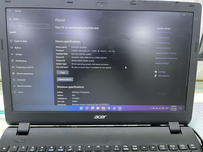Noutbook Acer Sotiladi. Noutbook Acer Sotiladi.