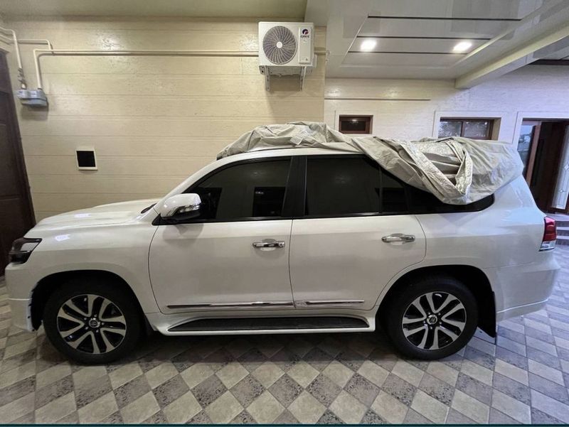 Продам Land cruiser 200! Машина идеал Продам Land cruiser 200! Машина идеал