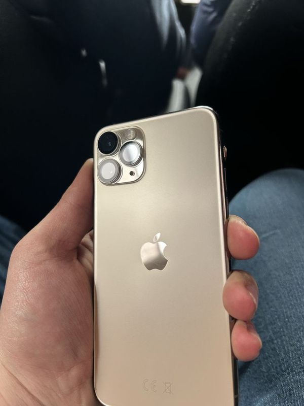 iPhone 11 pro GOLD