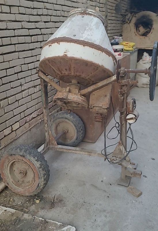 Betonameshalka sotiladi