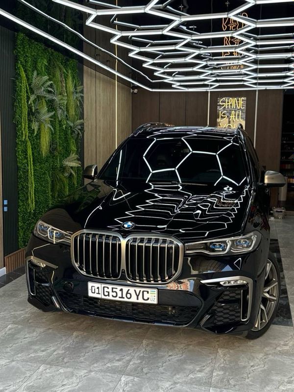 Продам свой BMW X7 M50 Performance Full Продам свой BMW X7 M50 Performance Full