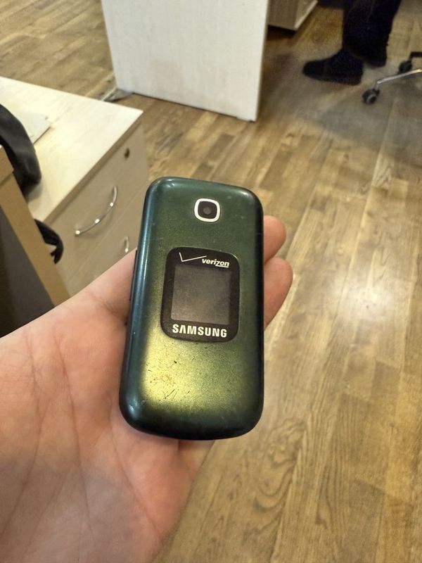 Samsung verizon Gusto 3