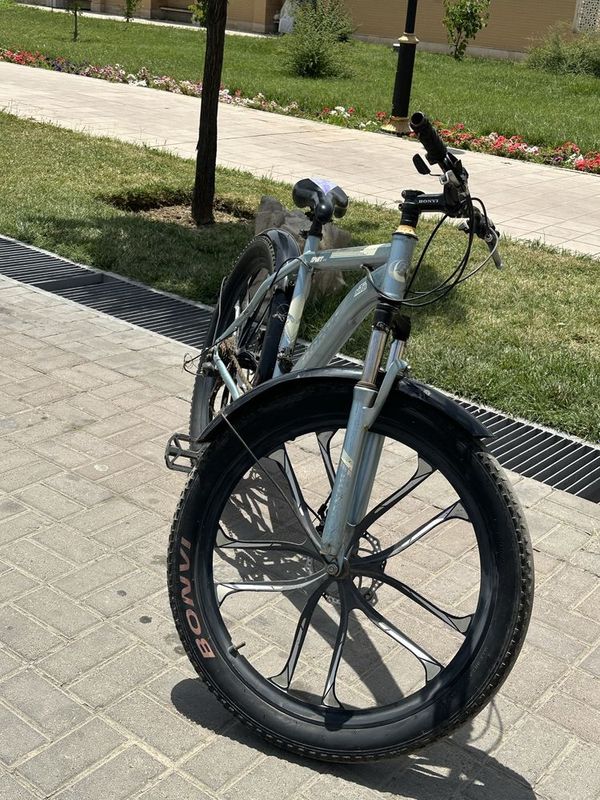 Velosepid bonvi 26