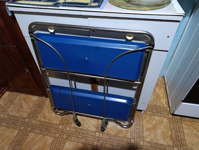 Стольк сервировочный Стольк сервировочный