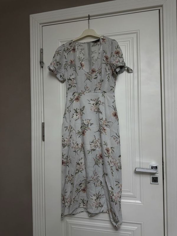 Женственное платье от Zara