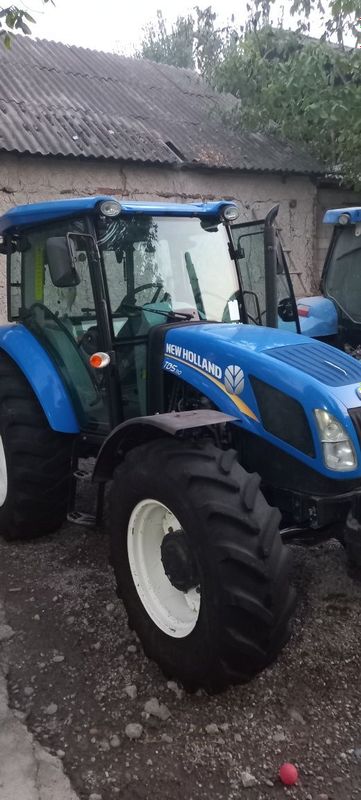 New Holland TD5 110 sotiladi New Holland TD5 110 sotiladi