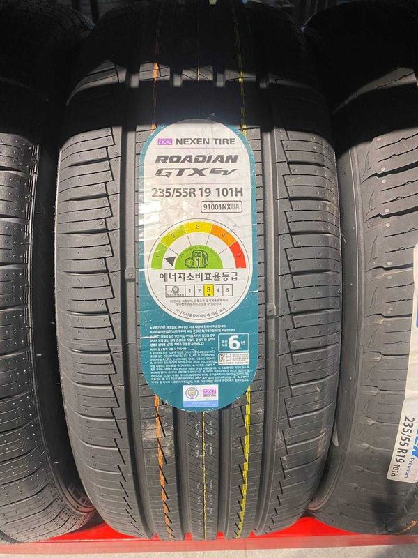 Nexen Roadian GTX EV 235/55R19 Nexen Roadian GTX EV 235/55R19