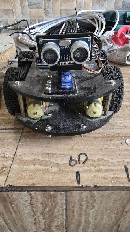 машинка робот. arduino . машинка робот. arduino .