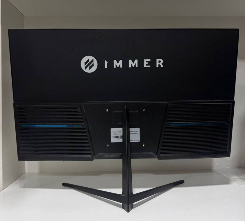 Мониторы IMMER 27 75герц. Мониторы IMMER 27 75герц.