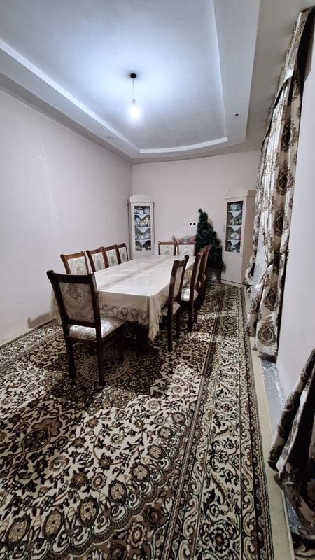 Nazarbek repromda 5.30 kv2 uy sotiladi