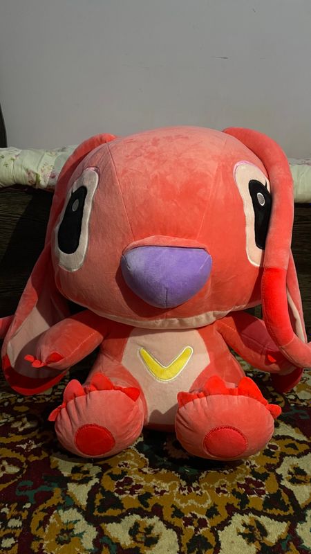 Stich ochinchoq pushti rangda yangi ishlatilmagan Stich ochinchoq pushti rangda yangi ishlatilmagan