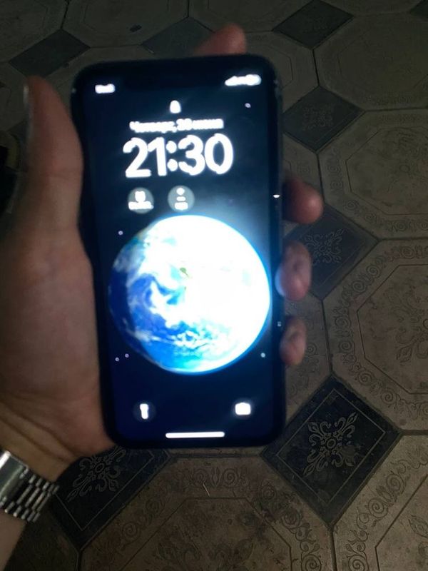 iphone 11 128GB rangi qora