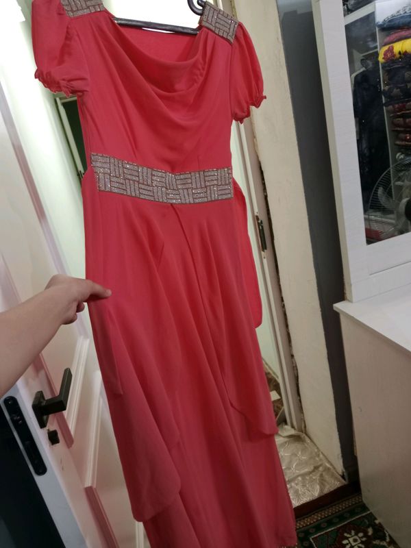 juda chiroyli vecherni kuylak juda chiroyli vecherni kuylak
