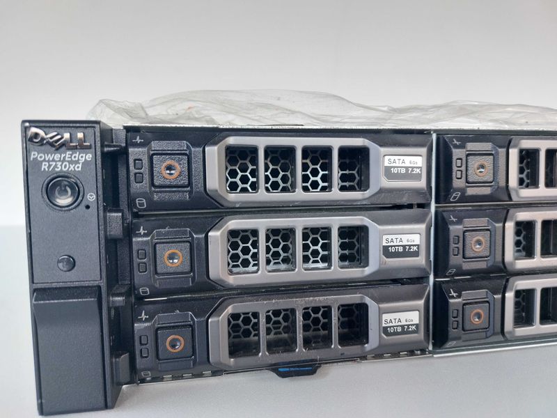 Сервер видеонаблюдения, архивов, резервного копирования Dell R730 Сервер видеонаблюдения, архивов, резервного копирования Dell R730