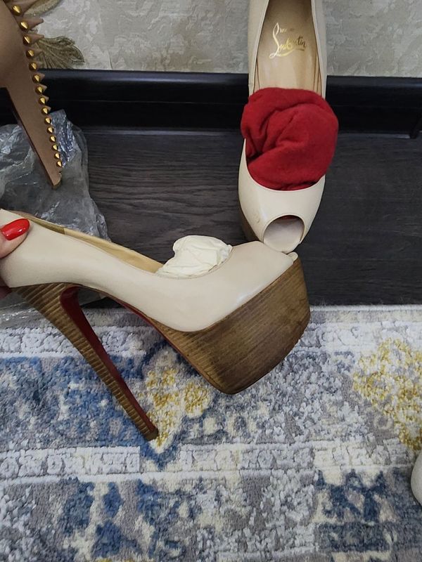 Christian Louboutin NIB Jamie 160 Ivory Christian Louboutin NIB Jamie 160 Ivory