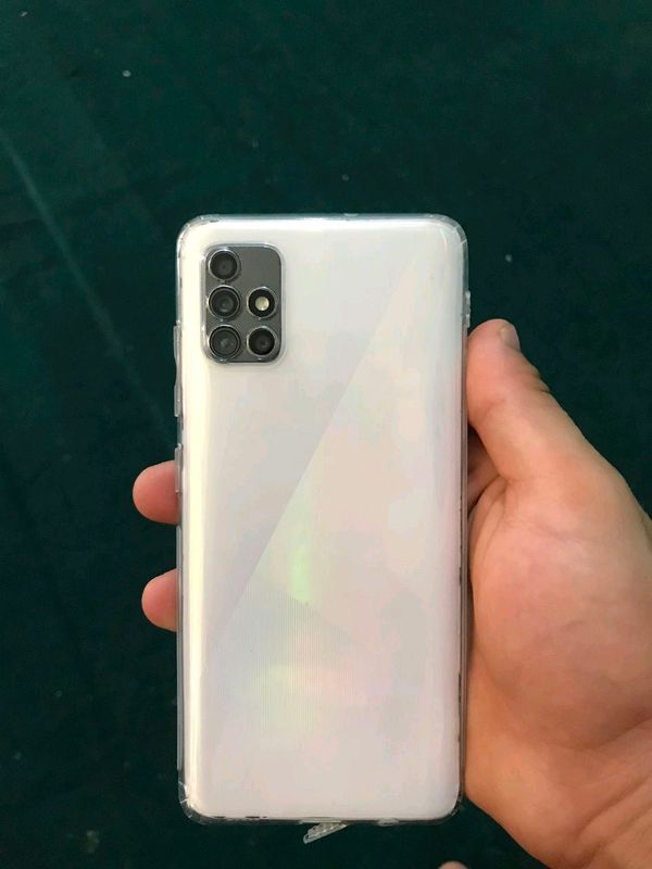 Samsung a51 128/6 Samsung a51 128/6