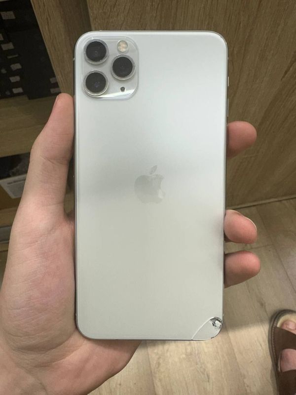 Iphone 11 pro max 64gb 89% emkost batarey alishgan Iphone 11 pro max 64gb 89% emkost batarey alishgan