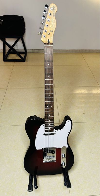 Elekto Gitara (Fender) Squier Orginal _Indanesia_TELECASTER Elekto Gitara (Fender) Squier Orginal _Indanesia_TELECASTER