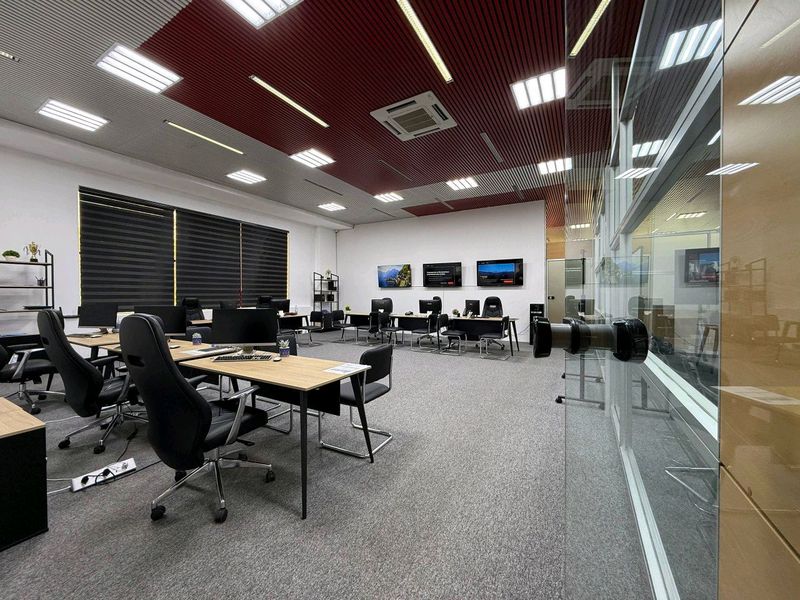 Аренда Офис, Шоурум 210м², ориентир Метро Чиланзар