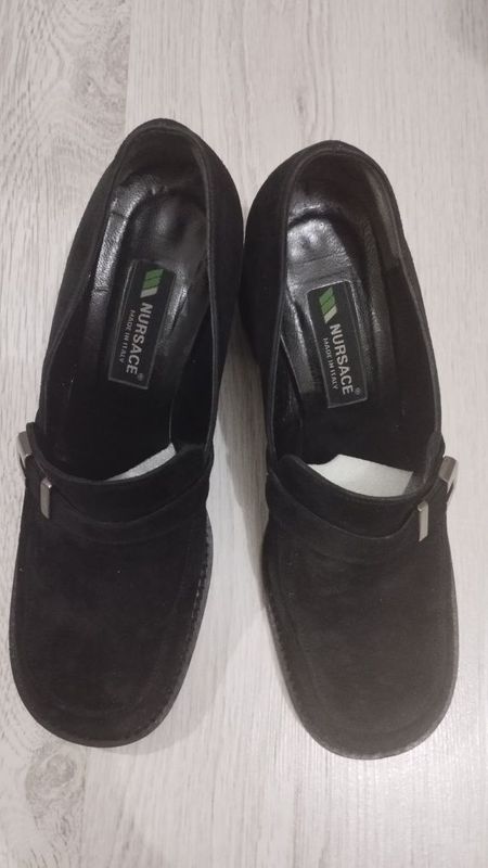 Продаются женские туфли Продаются женские туфли