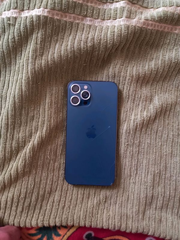 iphone 12 pro max 300 $ iphone 12 pro max 300 $