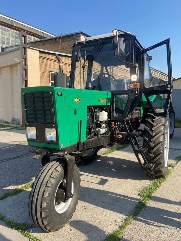 Traktor mtz belarus 80x