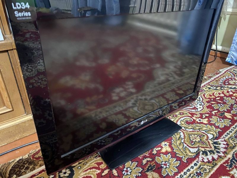 Телевизор LG в хорошем качестве Телевизор LG в хорошем качестве
