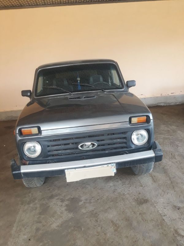 Vaz 2121 Neva zo'r holati Vaz 2121 Neva zo'r holati