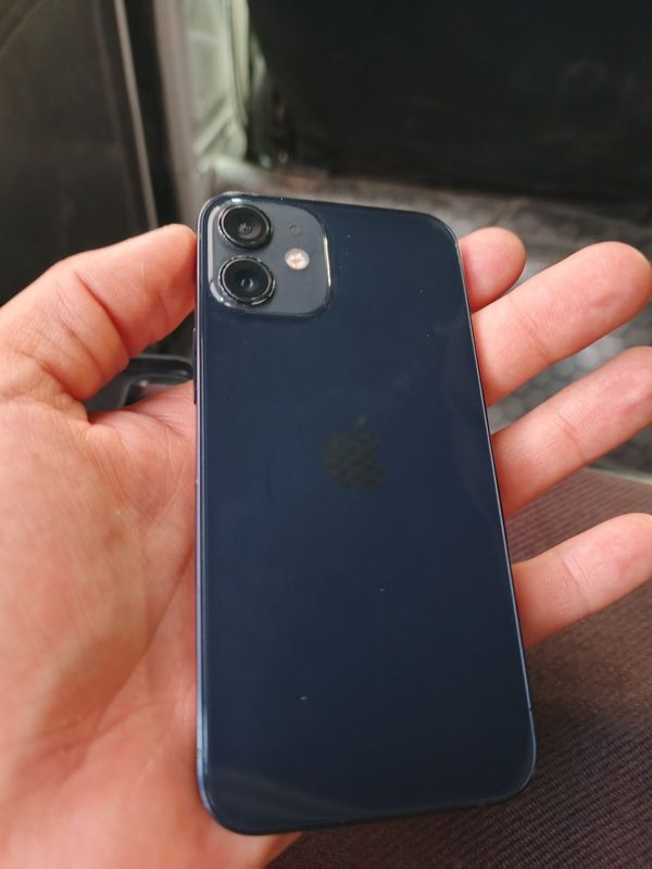 iPhone 12 mini 64 iPhone 12 mini 64