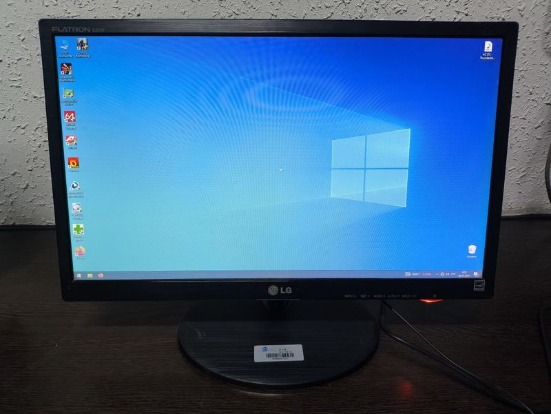 LG E2242 22" LED FHD 75Hz 2шт