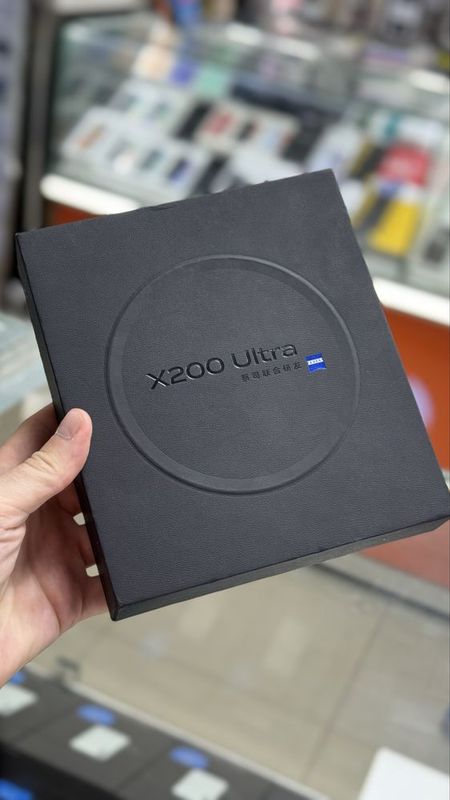 Vivo X200 Ultra 256GB New Vivo X200 Ultra 256GB New