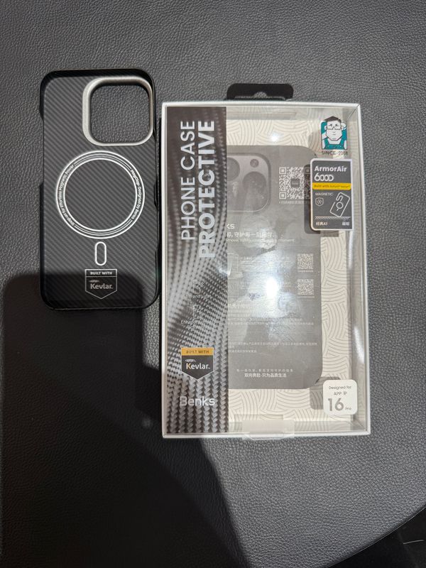 iPhone 16 pro чехол
